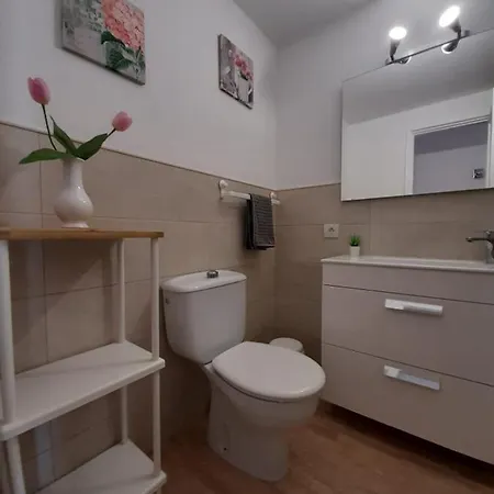 アパート Manuela